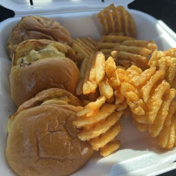 SMALLS SLIDERS - Updated January 2025 - 46 Photos & 59 Reviews - 4580 ...