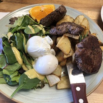 Main Kitchen Cafe - Steak and Eggs Breakfast - New American Near Me - Granada Hills, California