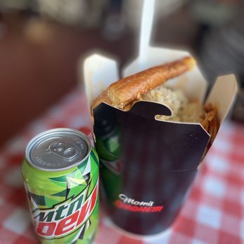 Mom's Spaghetti - Spaghetti and meatballs - Sandwiches Near Me - Detroit, Michigan Mom's Spaghetti - Spaghetti and meatballs - Sandwiches Near Me - Detroit, Michigan
