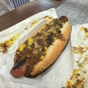 GR8 Burgers - Chili cheese dog - Burgers Near Me - San Dimas, California