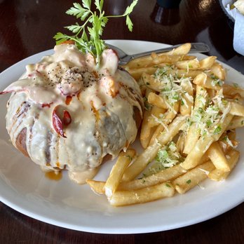 Iggy's Boardwalk - Seafood Near Me - Warwick, Rhode Island