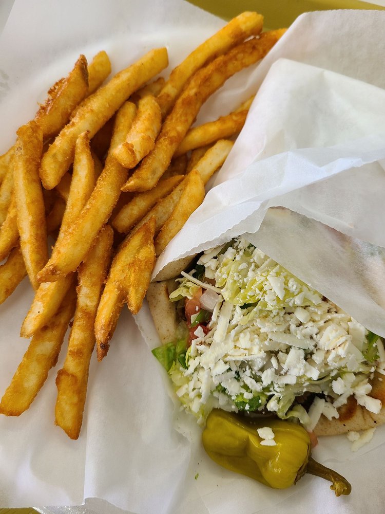 Food from Big Papa Gyro