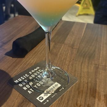 Yard House - Her cocktail - New American Near Me - Chula Vista, California