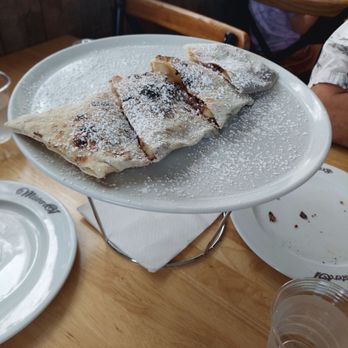 Mister O1 Extraordinary Pizza Lake Mary - Nutella Banana Calzone - Pizza Near Me - Heathrow, Florida Mister O1 Extraordinary Pizza Lake Mary - Nutella Banana Calzone - Pizza Near Me - Heathrow, Florida