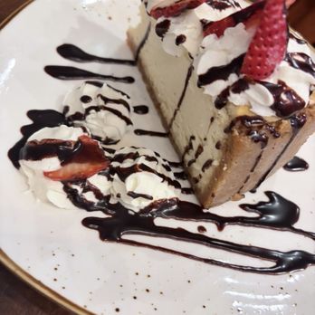Annie’s Barrel - New York style cheese cake - Bars Near Me - Niagara Falls, Ontario Annie’s Barrel - New York style cheese cake - Bars Near Me - Niagara Falls, Ontario
