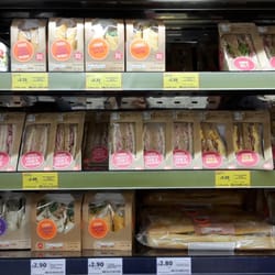 Tesco Stores - Sandwiches, wraps, baguette and other stuff for your meals to go!