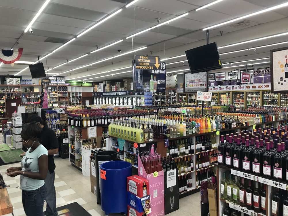 PENN STATION LIQUOR Updated October 2024 5634 Silver Hill Rd, District Heights, Maryland