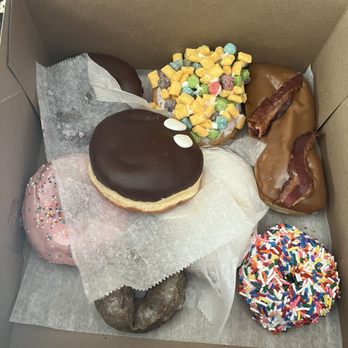 Voodoo Doughnut - Donuts Near Me - Chicago, Illinois