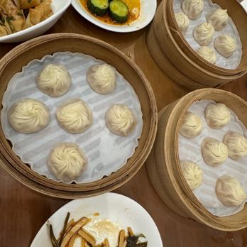 鼎泰豐 - Soup dumplings 3 orders - Shanghainese Near Me - Hong Kong, HK