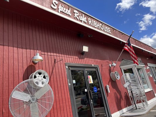 Spiced Right Ribhouse by null