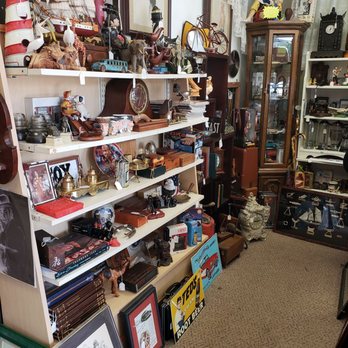Diana's Fine Things - Antiques Near Me - Forest Park, Illinois