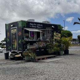 Ono Tacos food truck in Kahului, Maui. Ono Tacos food truck in Kahului, Maui.