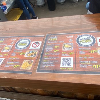 Anytime Arepa - Menú March 2023 - Food Trucks Near Me - Milwaukee, Wisconsin