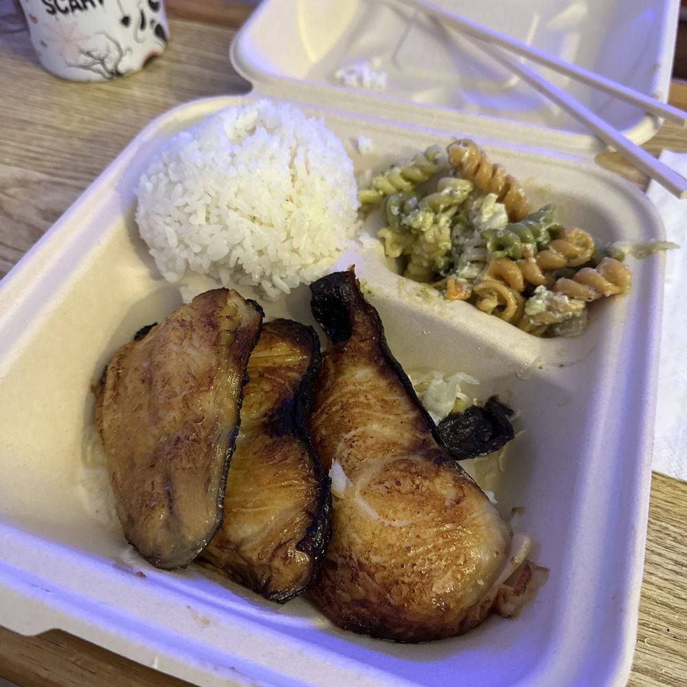 Pioneer Saloon - Miso butterfish - Japanese Near Me - Honolulu, Hawaii