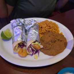 Shrimp tacos Shrimp tacos