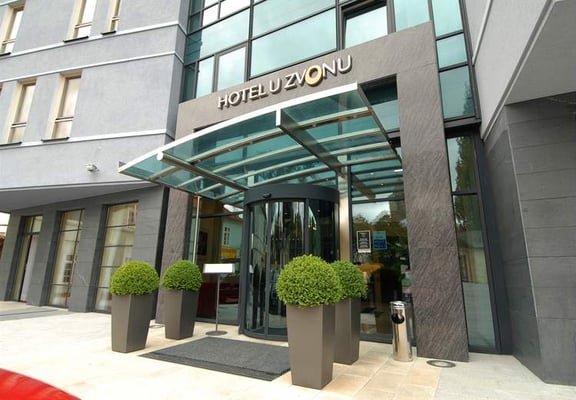 Hotel U Zvonu by null