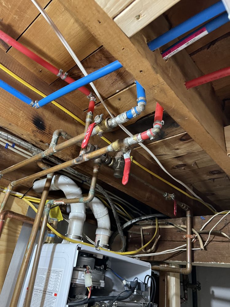 Slide of Flores Construction