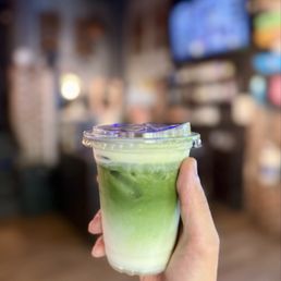 banana pudding matcha latte