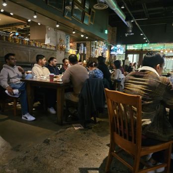 Scaddabush - Ambience - Italian Near Me - Toronto, Ontario