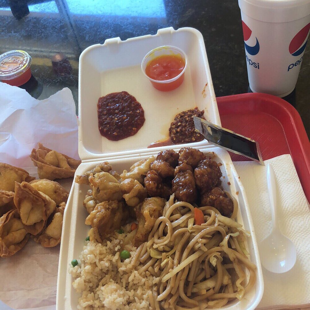 Sweet and sour chicken and General tso Sweet and sour chicken and General tso
