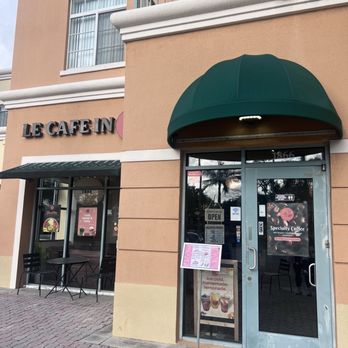 Le Cafe In - Outside - Coffee & Tea Near Me - Hollywood, Florida