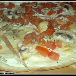 Restaurant & Bar Fiesta - Flammkuchen mit Tomate & Champignons