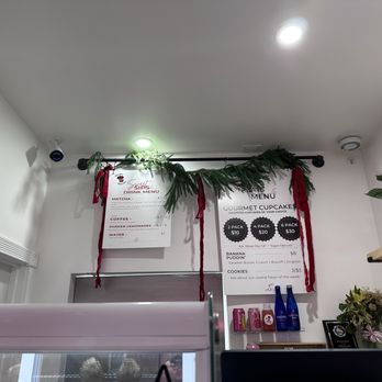 Sistahs' Sweets - Desserts Near Me - Baltimore, Maryland