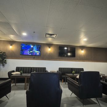 PK Oyster Bar - Lounge area - Cajun/Creole Near Me - Las Vegas, Nevada