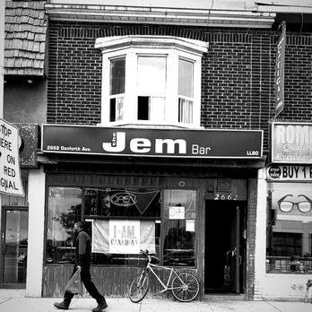 Toronto - bar - Local Flavor Near Me - Toronto, Ontario