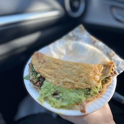 La Parrilla Loca - Quesabirria