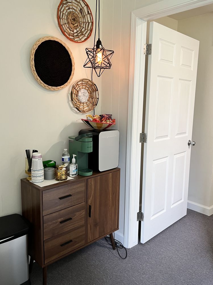 Contigo Counseling Services - grief counselor in East Lansing, MI