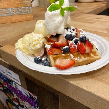 Waffle and Berry - Berries & Cream - Waffles Near Me - Honolulu, Hawaii Waffle and Berry - Berries & Cream - Waffles Near Me - Honolulu, Hawaii