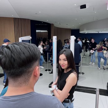 Summit One Vanderbilt - Entering the lobby Summit entrance. - Observatories Near Me - New York, New York
