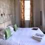 Photo of Royal Mackintosh Hotel