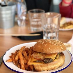 Cantine Gourmande - Burger