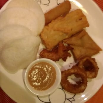 Restaurant Lai - Crab chips, spring rolls, Curry taschen, calamari, peanut sauce - Chinese Near Me - Hanau, HE