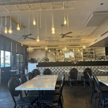 La Belle Vie Kitchen - French Near Me - Suwanee, Georgia