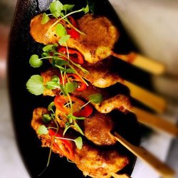 Restaurant OE - Homemade chicken satay