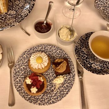 Dean Street Townhouse - Tea, clotted cream, sweets , jam - Hotels Near Me - London, XGL