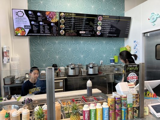 Blowfish Poké Hawaiian Grill - Restaurant Clarksville by null