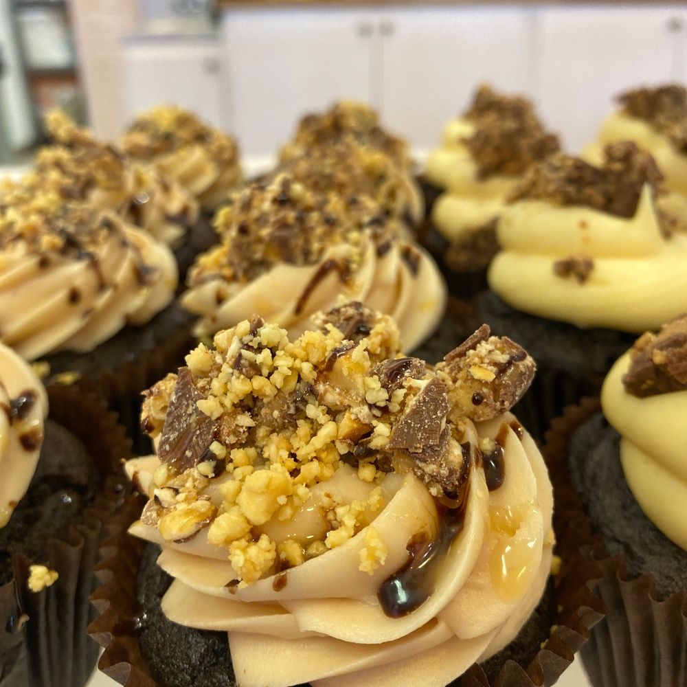 Smallcakes Cupcakery Evans/Augusta - Snickers - Desserts Near Me - Evans, Georgia Smallcakes Cupcakery Evans/Augusta - Snickers - Desserts Near Me - Evans, Georgia