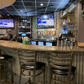 Mellow Mushroom Orlando - Bar - Pizza Near Me - Orlando, Florida