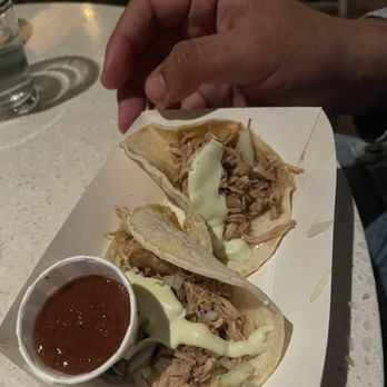 Huddy’s - Pollo tacos - Gastropubs Near Me - Redondo Beach, California Huddy’s - Pollo tacos - Gastropubs Near Me - Redondo Beach, California