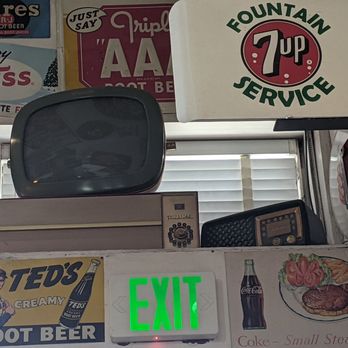 Cafe 50's - More of the distinct timeless items on display - Diners Near Me - Los Angeles, California