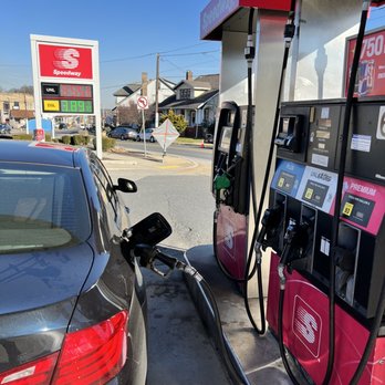 Speedway - a black car at a gas station - Gas Stations Near Me - Lemoyne, Pennsylvania Speedway - a black car at a gas station - Gas Stations Near Me - Lemoyne, Pennsylvania