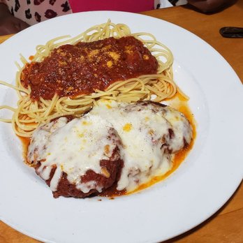 Giovanni's Italian Restaurant - Eggplant Parmesan - Italian Near Me - Sylacauga, Alabama Giovanni's Italian Restaurant - Eggplant Parmesan - Italian Near Me - Sylacauga, Alabama