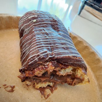 Today Cafe - Chocolate Eclair - Cafes Near Me - Orlando, Florida