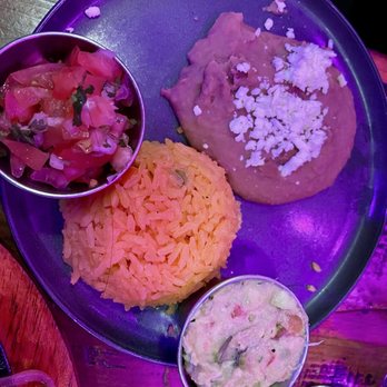 Bar Poca Madre - Fixings for the fajitas - Mexican Near Me - Burr Ridge, Illinois