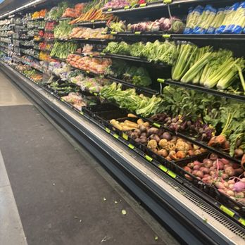 Whole Foods Market - Grocery Near Me - Beverly, Massachusetts