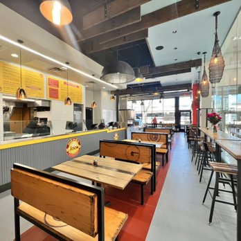 Maman Joon Kitchen Tysons - Interior! - Persian/Iranian Near Me - Tysons, Virginia Maman Joon Kitchen Tysons - Interior! - Persian/Iranian Near Me - Tysons, Virginia